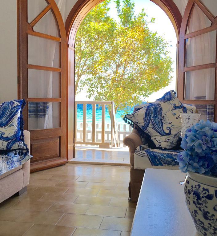 Byblos Mare-The Exclusive Beach Front Villa Skala Sotiros Exterior photo